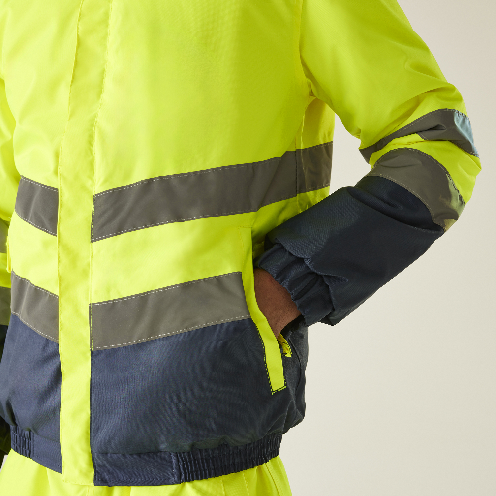 Regatta Professional Hi-Vis Pro Two-Tone Bomber Jacket